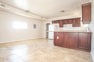 2862 Grant Ave in El Paso, TX - Building Photo - Building Photo