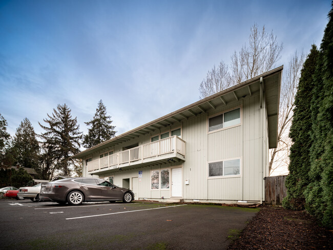 1338 3rd St NW in Salem, OR - Building Photo - Building Photo