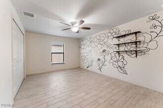 3419 SW 8th Pl in Cape Coral, FL - Foto de edificio - Building Photo