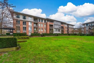 1135 Windsor Mews in Coquitlam, BC - Building Photo