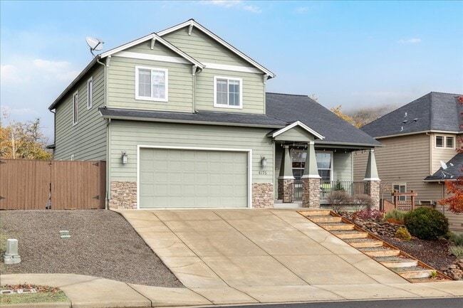 4375 Vista Pointe Dr in Medford, OR - Building Photo - Building Photo