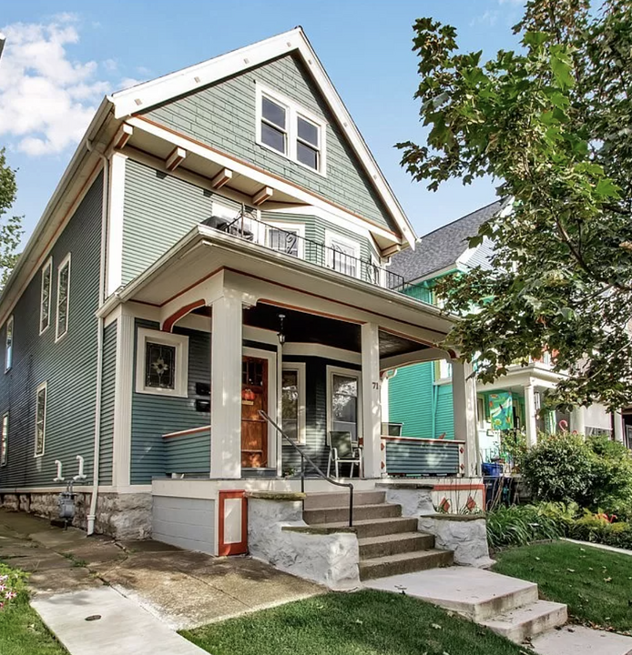 71 Livingston St, Unit 2 in Buffalo, NY - Building Photo