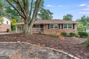 493 Sybil Ln SE in Marietta, GA - Building Photo