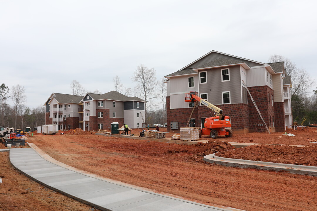 Pegram Landing in Lewisville, NC - Building Photo