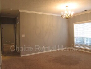 102 Aaron Parc Ct in Pelham, AL - Building Photo - Building Photo