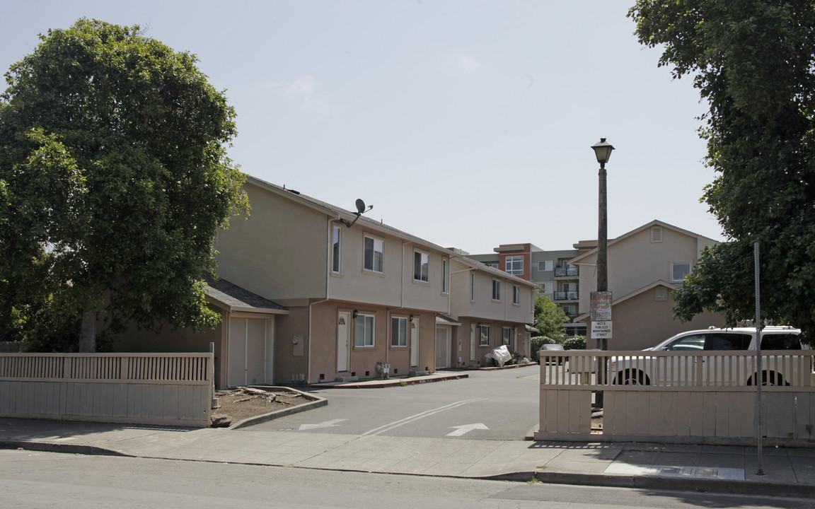 1432-1442 159th Ave in San Leandro, CA - Foto de edificio