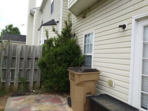 132 Benfield Cir in Cartersville, GA - Building Photo - Building Photo