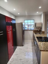 5433 Lakefront Blvd in Delray Beach, FL - Building Photo