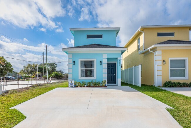 property at 406 NW 12th Ave