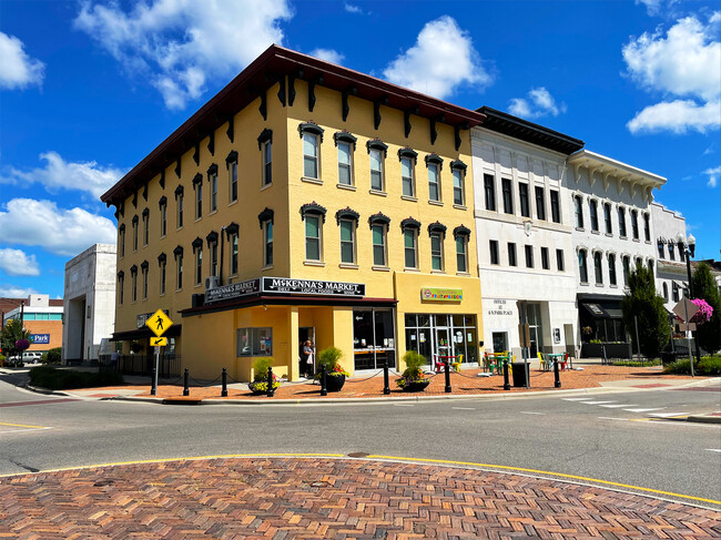 The Lofts at 4 Park Place in Newark, OH - Building Photo - Building Photo