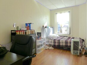 908 Beacon St in Boston, MA - Building Photo - Building Photo