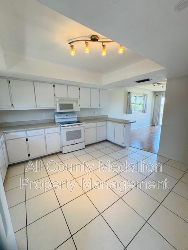 5917 Littlestone Ct in North Fort Myers, FL - Building Photo - Building Photo