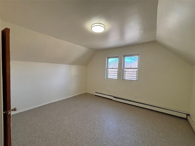 1114 E 180th St in Bronx, NY - Building Photo - Building Photo