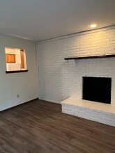 2065 Sutton Ave in Cincinnati, OH - Building Photo - Building Photo