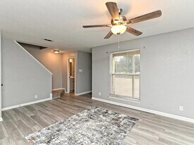 2621 Ektom Dr in Austin, TX - Building Photo