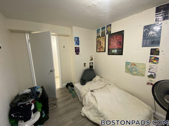 19 Brighton Ave in Boston, MA - Foto de edificio - Building Photo