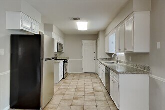 29307 Atherstone St in Spring, TX - Building Photo - Building Photo