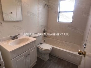 13812 S Avalon Blvd-Unit -#A in Los Angeles, CA - Building Photo - Building Photo