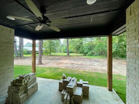 17562 Highland Cir in Flint, TX - Building Photo - Building Photo