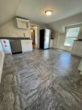 39 Middle St in Hadley, MA - Building Photo - Building Photo