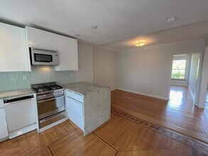 129 Mercer St in Jersey City, NJ - Building Photo - Building Photo