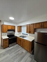 1515 Camphor Dr, Unit 1 in Lakeland, FL - Foto de edificio - Building Photo