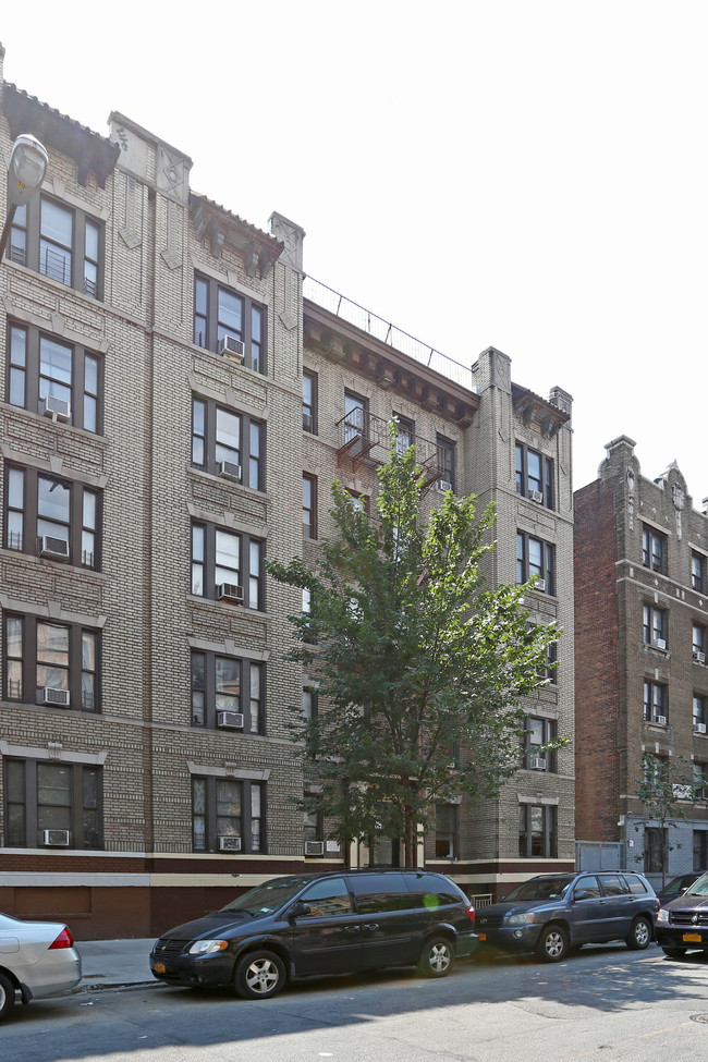 149-151 Vermilyea Ave in New York, NY - Building Photo - Building Photo