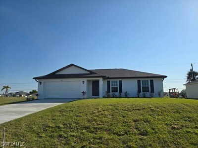 1719 NE 7th Pl in Cape Coral, FL - Building Photo