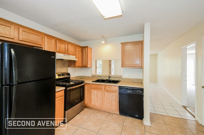 7610 Bronson Ln in Jacksonville, FL - Building Photo - Building Photo