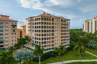 Deering Bay Condo II in Coral Gables, FL - Building Photo - Building Photo