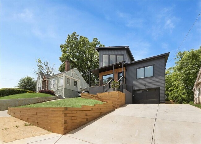 255 Mathewson Pl SW in Atlanta, GA - Building Photo - Building Photo