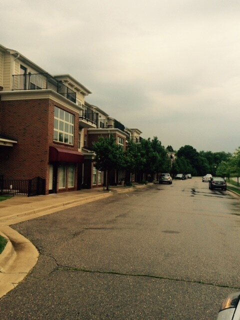 28 Legato Dr in Walled Lake, MI - Building Photo - Building Photo