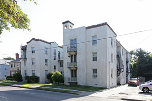 7314 Hampton Blvd Apartments