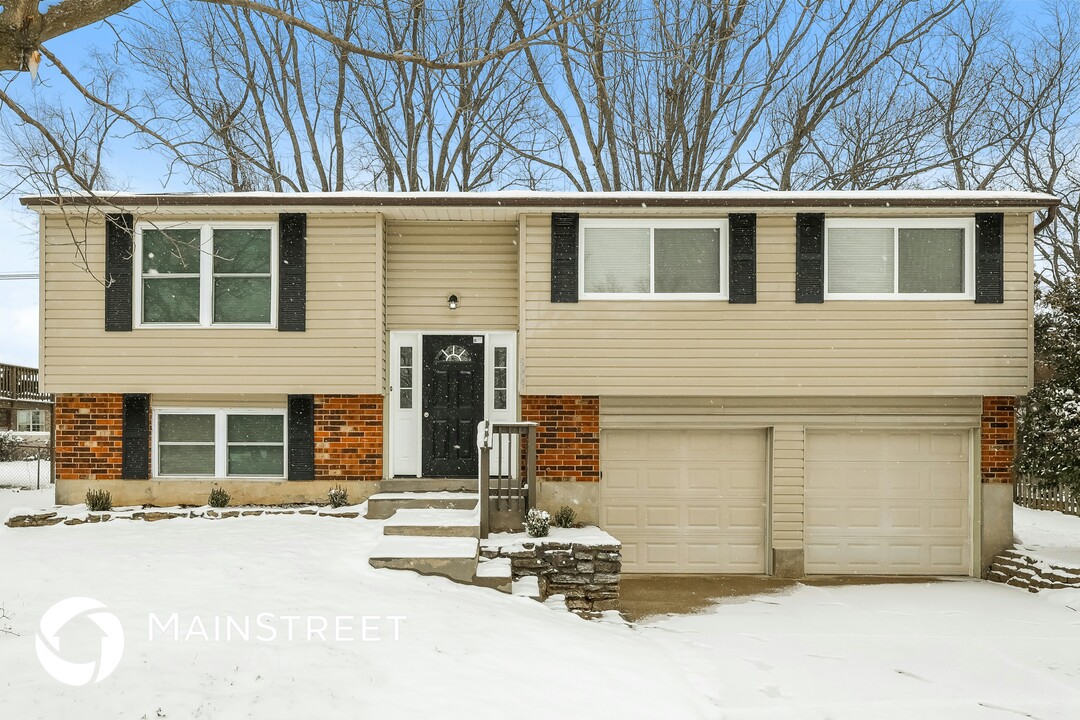 4009 Northumberland Dr in Louisville, KY - Building Photo