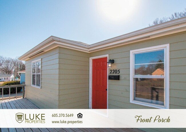 2205 E 7th St in Sioux Falls, SD - Building Photo - Building Photo