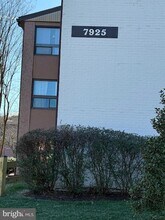 7925 Mandan Rd, Unit 204 in Greenbelt, MD - Building Photo - Building Photo