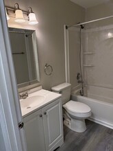 272 Harpeth Hills Ct in Kingston Springs, TN - Foto de edificio - Building Photo