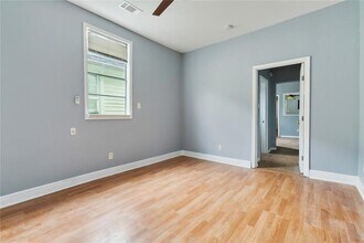 8927 Hickory St in New Orleans, LA - Foto de edificio - Building Photo