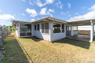 2127 Awikiwiki St in Pearl City, HI - Building Photo - Building Photo