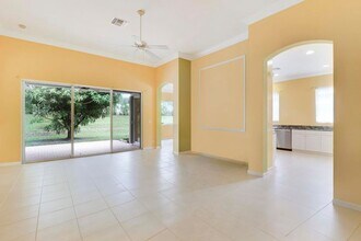 2464 Sailfish Cove Dr in West Palm Beach, FL - Building Photo - Building Photo