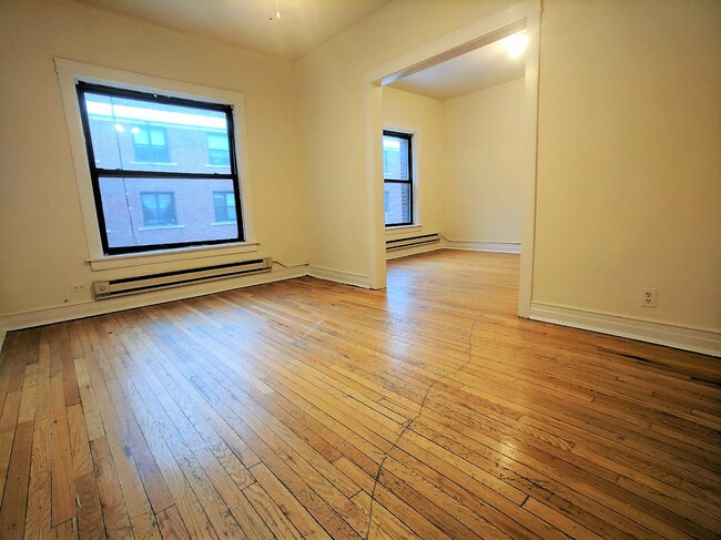 812 W Waveland Ave, Unit #821-3N in Chicago, IL - Foto de edificio - Building Photo
