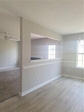 5646 One Lake Way in College Park, GA - Building Photo - Building Photo