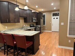 5827 Pierce St in Pittsburgh, PA - Building Photo - Building Photo