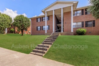 108 S Ridge Dr in Woodbury, TN - Foto de edificio - Building Photo