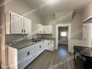 120 E Lexington Ave in Winchester, KY - Building Photo - Building Photo