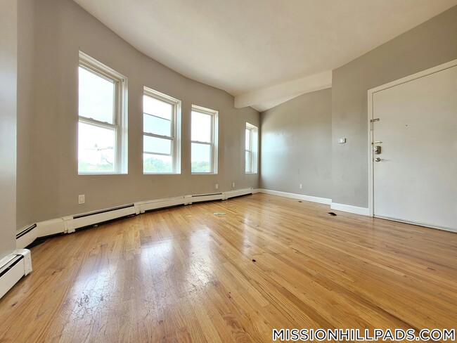 property at 338 Warren St