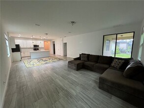 1751 Willows Sq in Vero Beach, FL - Building Photo - Building Photo
