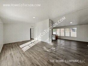 5717 S Stewart Blvd in Tucson, AZ - Building Photo - Building Photo