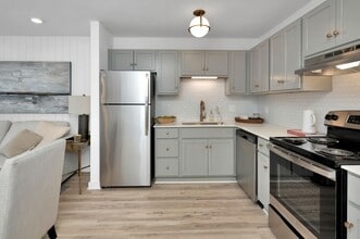 Highland Riviera in Birmingham, AL - Foto de edificio - Interior Photo