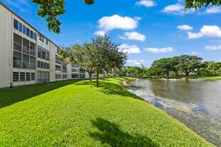 3046 Newcastle A in Boca Raton, FL - Building Photo